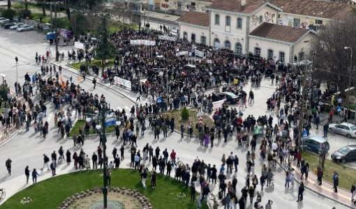 Πανελλαδικές συγκεντρώσεις και σήμερα για τα Τέμπη 